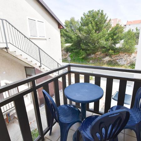 Apartments Karmen Primosten Luaran gambar