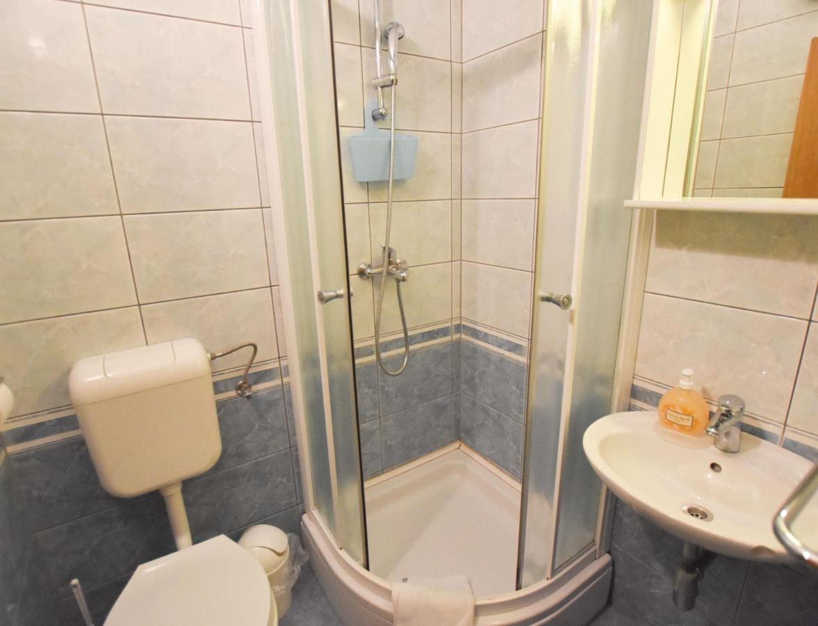 Apartments Karmen Primosten Luaran gambar